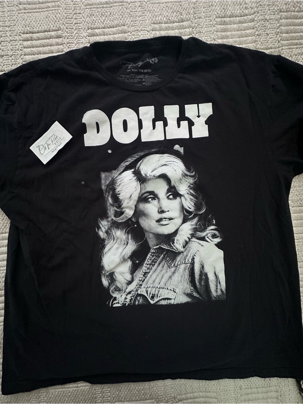 Vintage DOLLY Black Graphic Tee - Women's Short Sleeve Top
